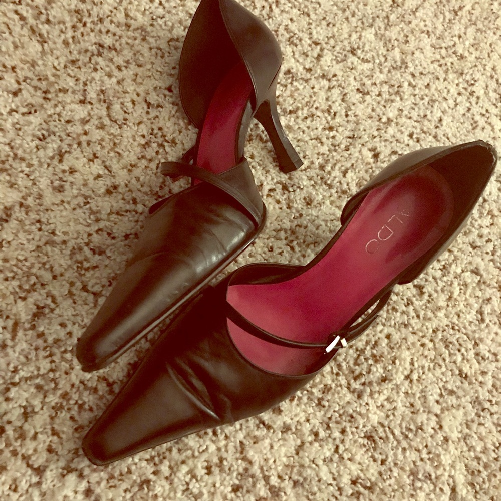 Aldo women’s shoes, excellent condition.